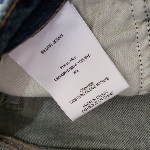 NWT Silver Jeans - Frisco Mini Jean Skirt High Rise Denim size 4 - Picture 7 of 9
